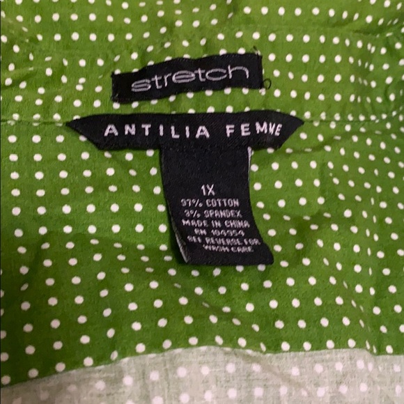 Antilia Femme Button Down V neck blouse - Picture 3 of 5